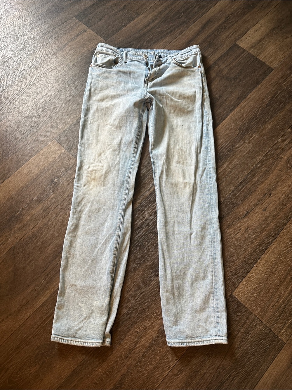American Eagle Light Blue Women’s Straight-Leg Jeans